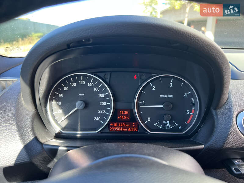 Хетчбек BMW 1 Series 2011 в Києві фото 9 Хетчбек BMW 1 Series 2011 в Києві