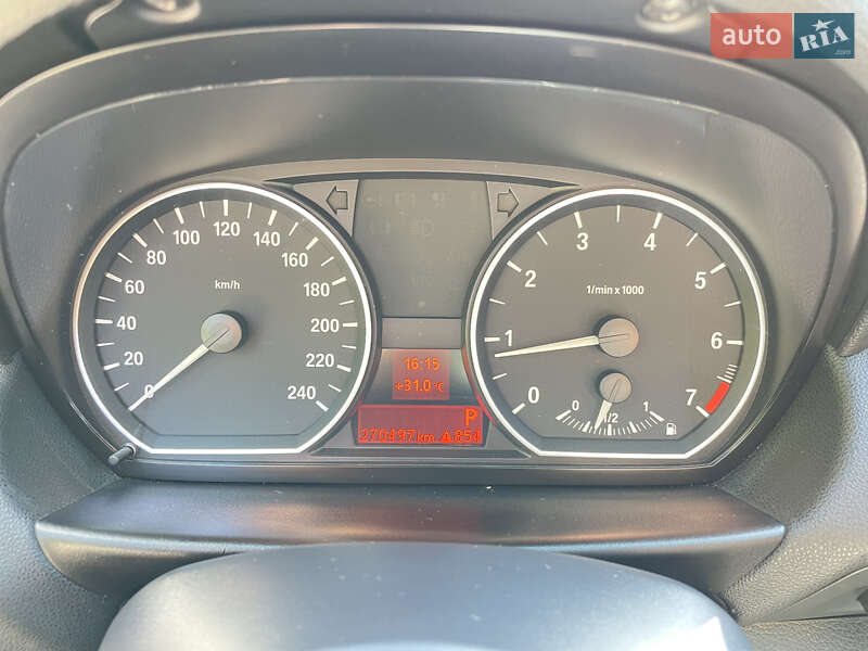 Хэтчбек BMW 1 Series 2009 в Днепре