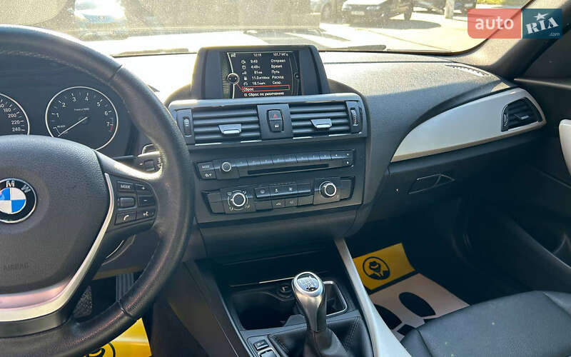 Хэтчбек BMW 1 Series 2014 в Черновцах