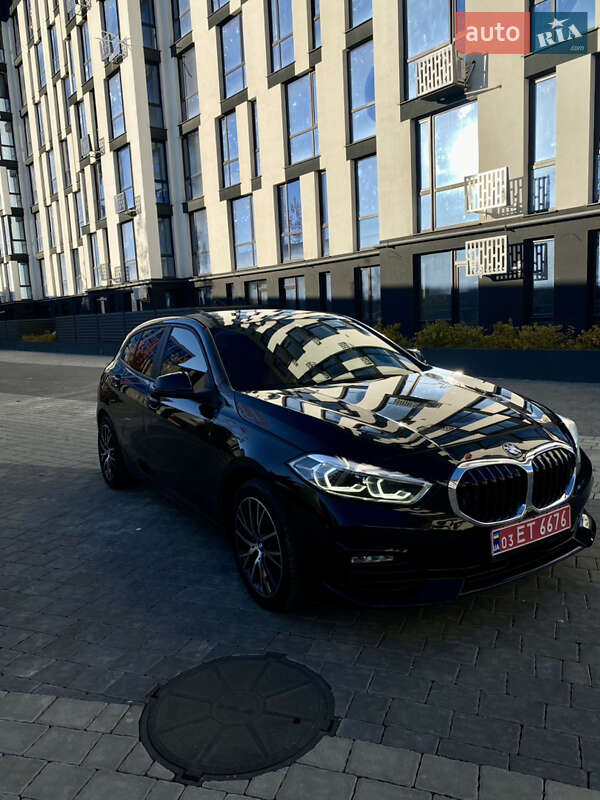 Хетчбек BMW 1 Series 2020 в Івано-Франківську