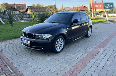 Хэтчбек BMW 1 Series 2010 в Снятине