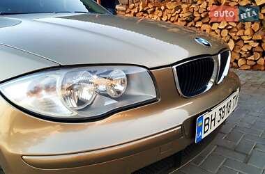 Хэтчбек BMW 1 Series 2005 в Николаеве