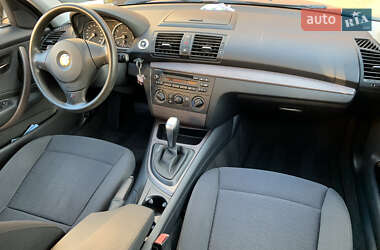 Хэтчбек BMW 1 Series 2010 в Ивано-Франковске