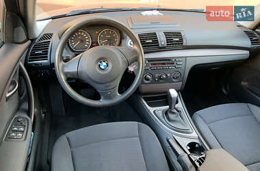 Хэтчбек BMW 1 Series 2010 в Ивано-Франковске