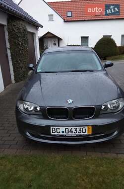 Хэтчбек BMW 1 Series 2008 в 