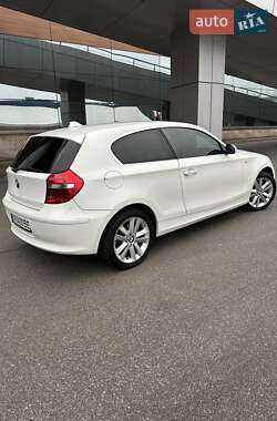 Хетчбек BMW 1 Series 2007 в Києві