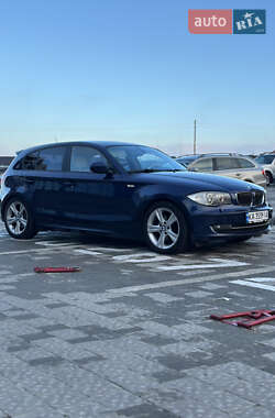 Хетчбек BMW 1 Series 2010 в Миколаєві