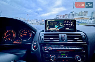Хэтчбек BMW 1 Series 2012 в 