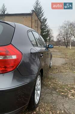 Хэтчбек BMW 1 Series 2008 в 