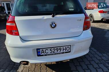 Хетчбек BMW 1 Series 2009 в 