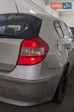 Хетчбек BMW 1 Series 2005 в Рівному