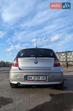 Хетчбек BMW 1 Series 2005 в 