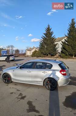 Хетчбек BMW 1 Series 2005 в 