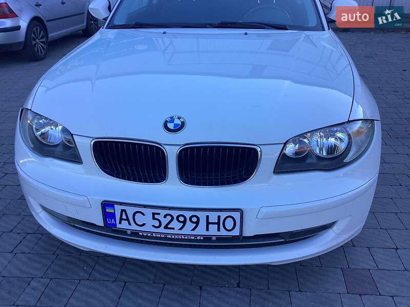 Хетчбек BMW 1 Series 2009 в Львові