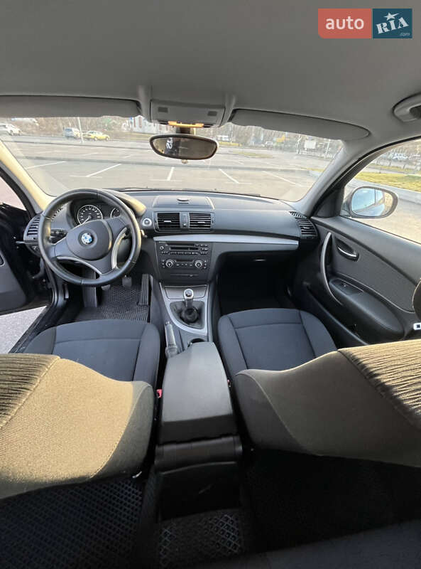 Хетчбек BMW 1 Series 2011 в Києві