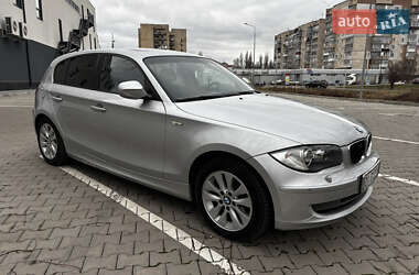 Хэтчбек BMW 1 Series 2009 в Хмельницком