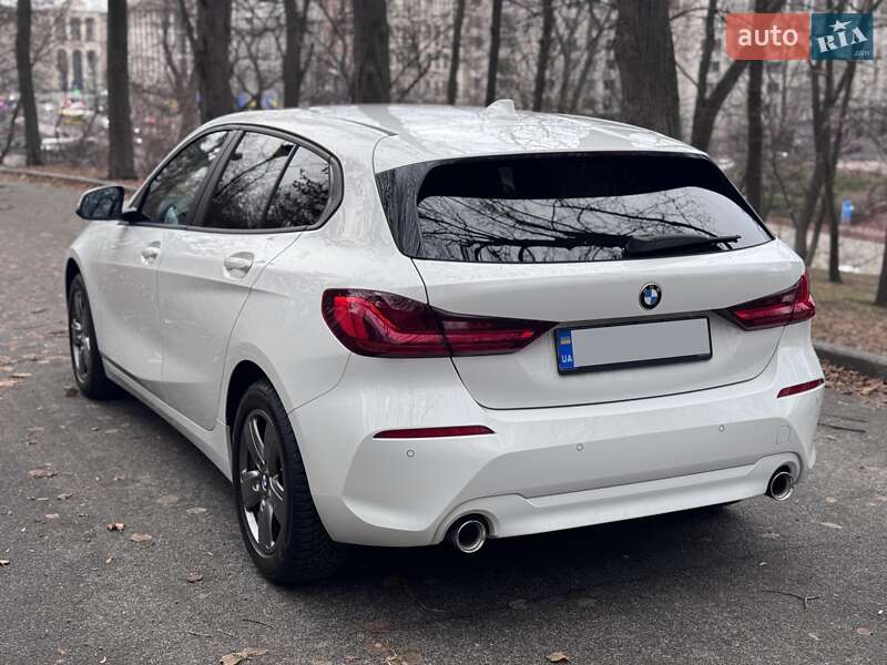 Хетчбек BMW 1 Series 2021 в Києві фото 3 Хетчбек BMW 1 Series 2021 в Києві