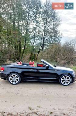 Кабриолет BMW 1 Series 2009 в 