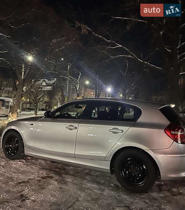 Хэтчбек BMW 1 Series 2009 в Белой Церкви фото 4 Хэтчбек BMW 1 Series 2009 в Белой Церкви