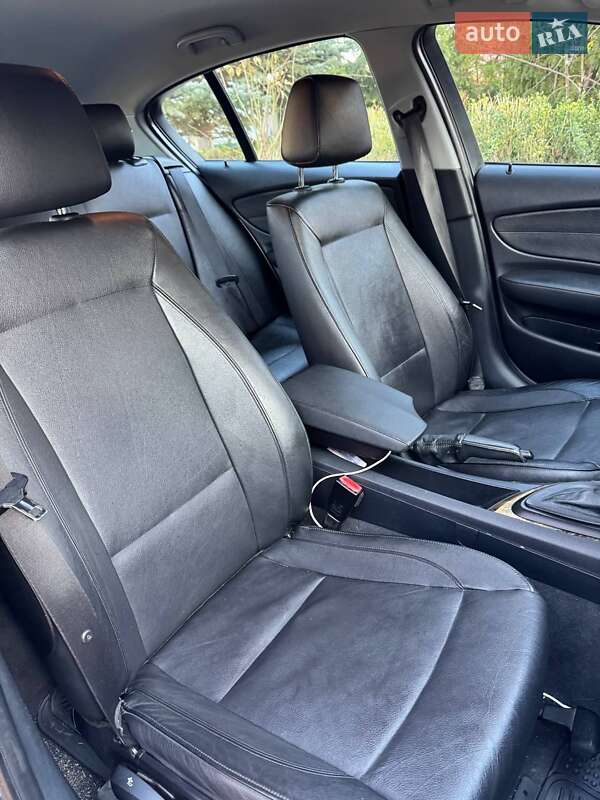 Хетчбек BMW 1 Series 2007 в Житомирі