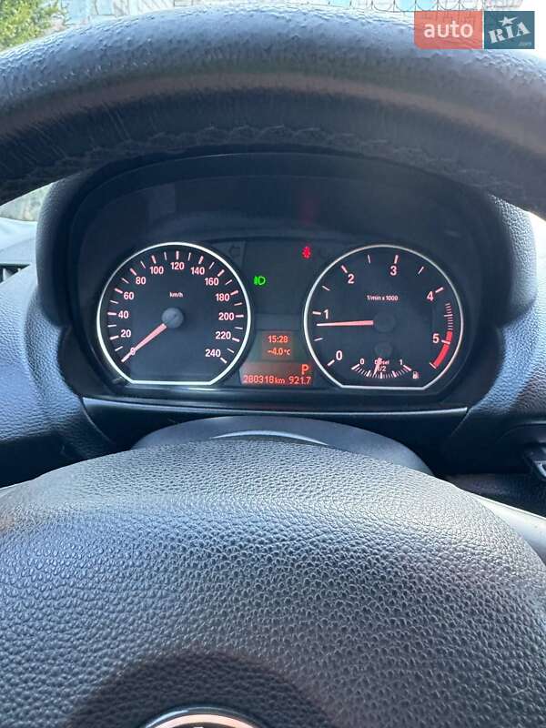 Хетчбек BMW 1 Series 2007 в Житомирі