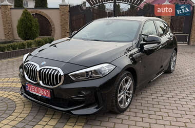 Хэтчбек BMW 1 Series 2021 в Черновцах