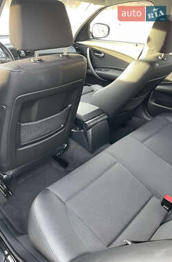 Хэтчбек BMW 1 Series 2010 в 