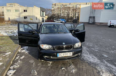 Хэтчбек BMW 1 Series 2010 в 