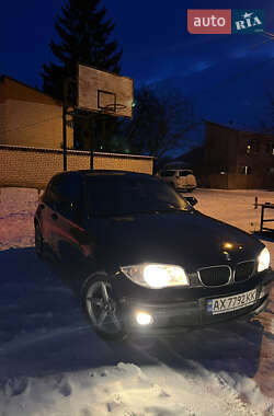 Хетчбек BMW 1 Series 2005 в Харкові