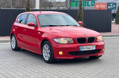 Хэтчбек BMW 1 Series 2005 в 