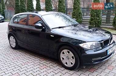 Хэтчбек BMW 1 Series 2010 в 