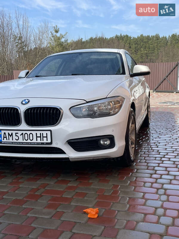 Хэтчбек BMW 1 Series 2015 в Житомире