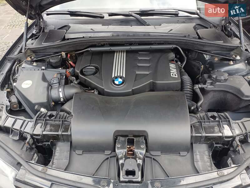 Хэтчбек BMW 1 Series 2011 в Мукачево