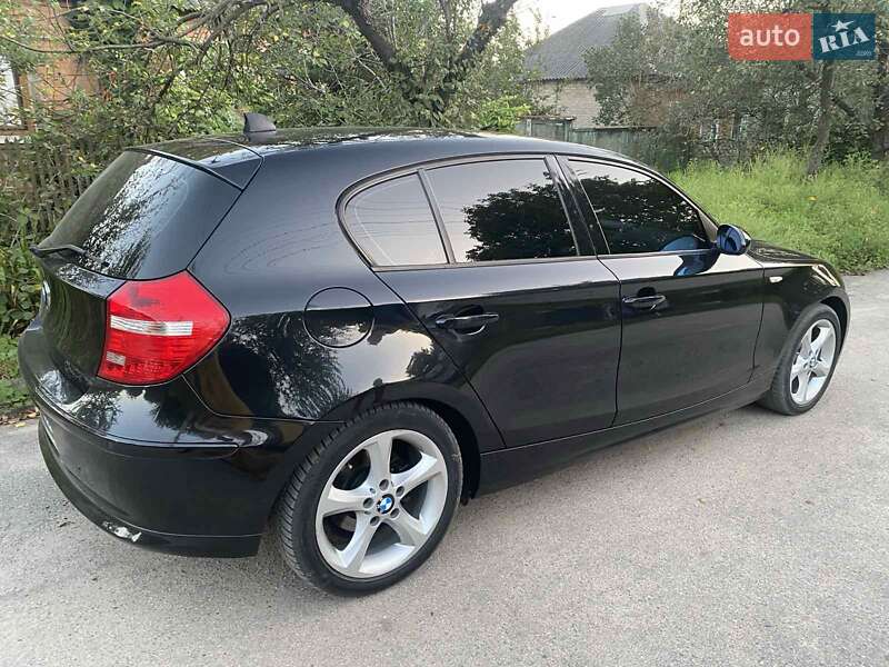 Хетчбек BMW 1 Series 2008 в Харкові