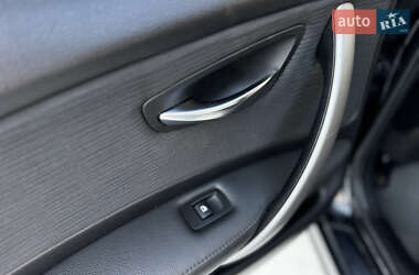Хэтчбек BMW 1 Series 2011 в 