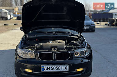 Хэтчбек BMW 1 Series 2011 в 
