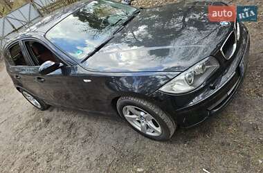 Хэтчбек BMW 1 Series 2007 в 