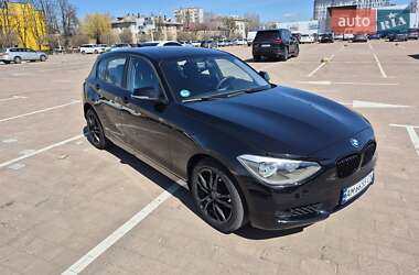 Хэтчбек BMW 1 Series 2012 в 