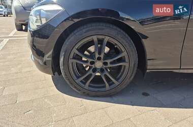 Хэтчбек BMW 1 Series 2012 в 
