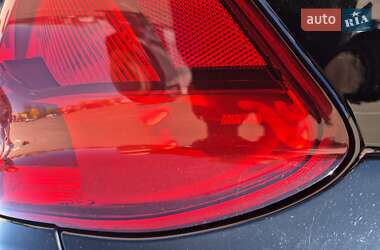Хэтчбек BMW 1 Series 2012 в 