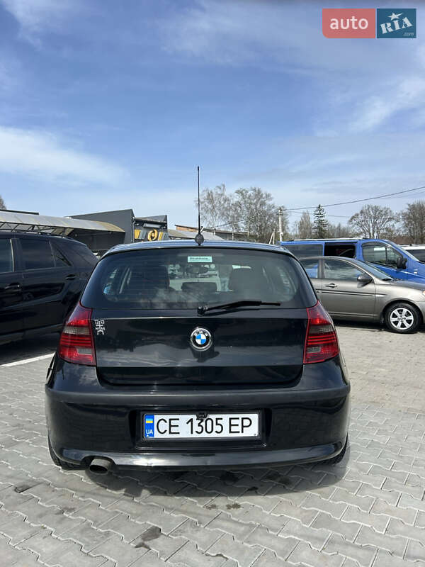 Хетчбек BMW 1 Series 2008 в Чернівцях