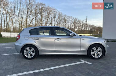 Хетчбек BMW 1 Series 2009 в 