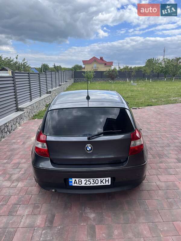 Хетчбек BMW 1 Series 2005 в Іллінцях