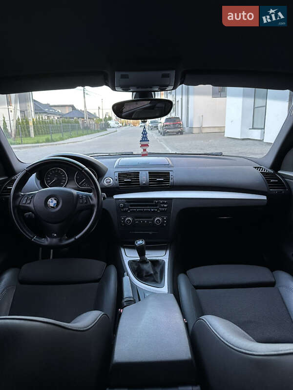 Хэтчбек BMW 1 Series 2008 в Ровно