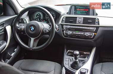 Хетчбек BMW 1 Series 2019 в 