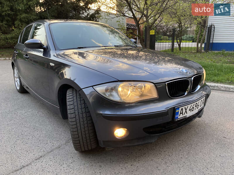 Хетчбек BMW 1 Series 2006 в Зміїві