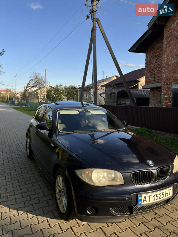 Хэтчбек BMW 1 Series 2005 в Ивано-Франковске