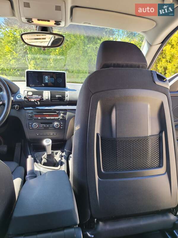 Хэтчбек BMW 1 Series 2008 в Киеве