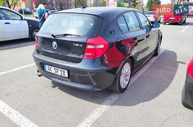 Хэтчбек BMW 1 Series 2007 в 