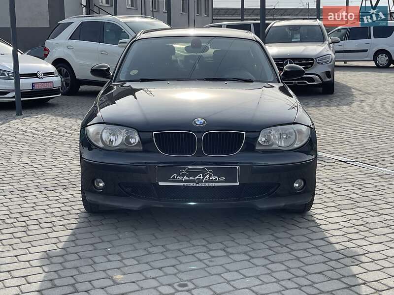 Хэтчбек BMW 1 Series 2006 в Мукачево
